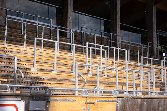 Generell vy på stående platserna i Studenternas IP innan