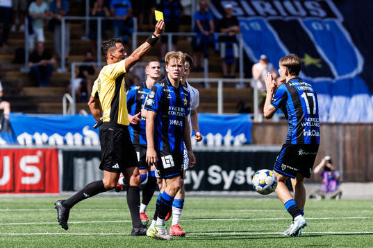 Sirius Marcus Lindberg blir varnad av Domare Adi Aganovic