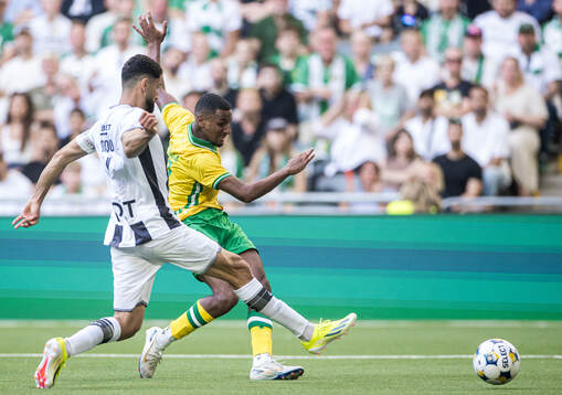 Paulos Abraham of Hammarby and Aiham Ousou of Royal