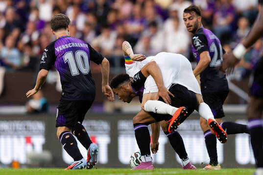 Simon Gustafson of Häcken and Mario Stroeykens of