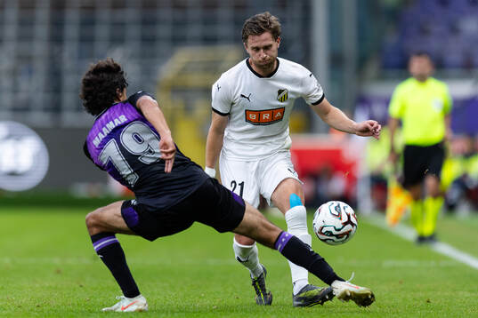 Ali Maamar of Anderlecht and Adam Lundkvist of Häcken