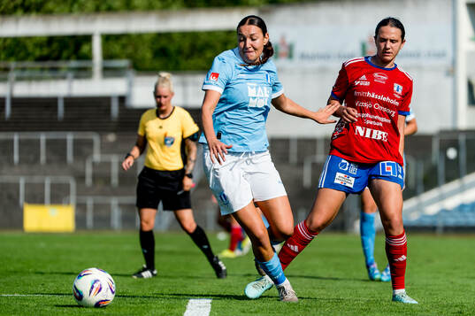 Malmö FFs Alexia Mitkovska och Vittsjös Daniela Galic