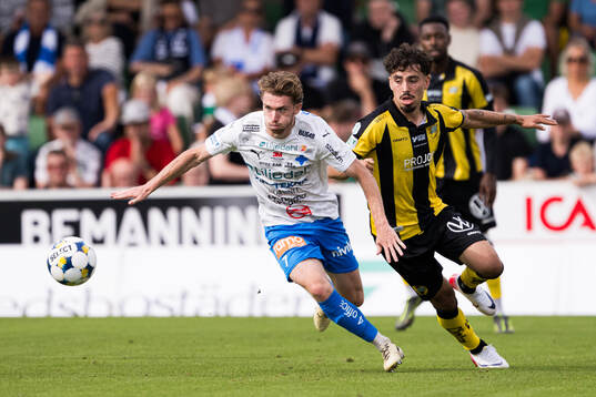 Värnamos Carl Johansson och Hammarbys Sebastian Tounekti