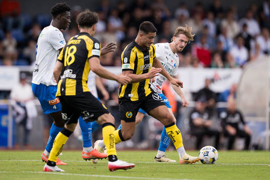 Hammarbys Jusef Erabi och Värnamos Carl Johansson