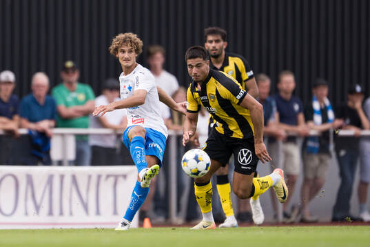 Värnamos Antonio Kujundzic och Hammarbys Jusef Erabi