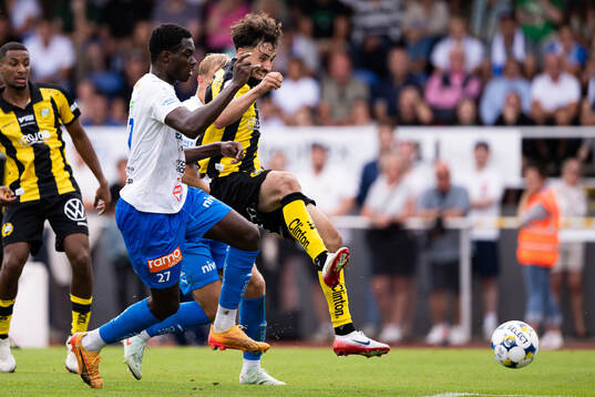 Värnamos Souleymane Coulibaly och Hammarbys Sebastian