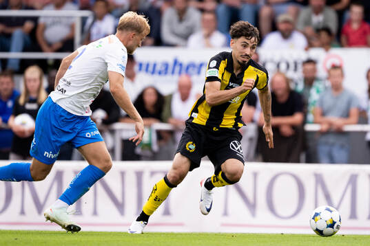 Värnamos Johan Rapp och Hammarbys Sebastian Tounekti