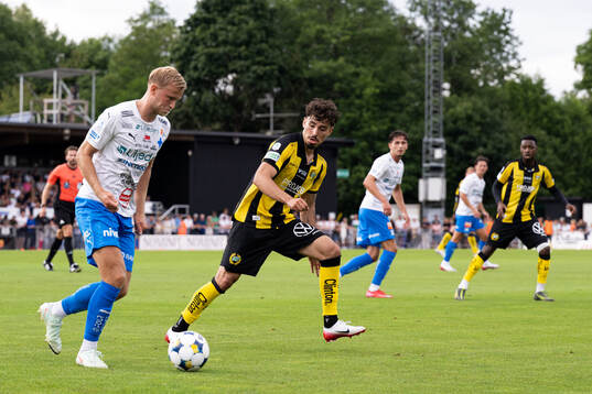 Värnamos Johan Rapp och Hammarbys Sebastian Tounekti
