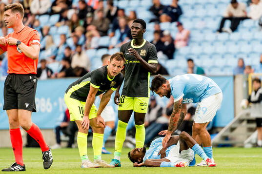 Janis Ikaunieks of FK RFS and Taha Ali of Malmö FF