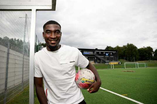 Fotbollsspelaren Emmanuel Tannor