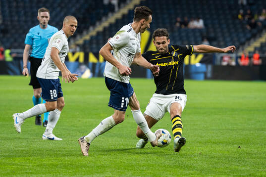 Siim Luts of Paide Linnameeskond against Benjamin Tiedemann