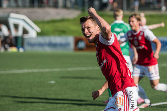 Sandvikens IFs Daniel Söderberg jublar
