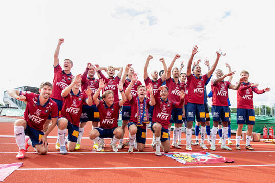 Örgrytes spelare jublar