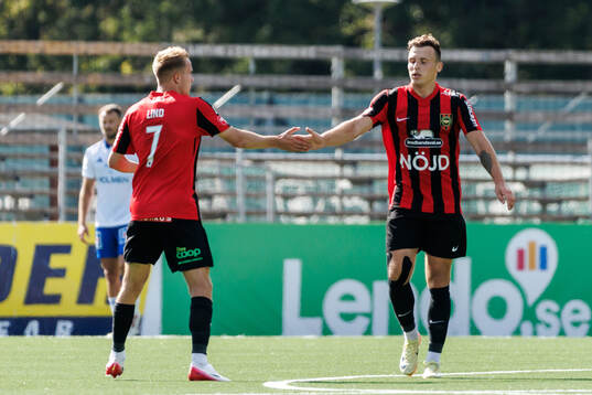 Brommapojkarnas Victor Lind och Brommapojkarnas Adam