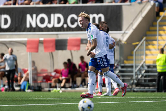 IFK Norrköpings Isak Andri Sigurgeirsson jublar