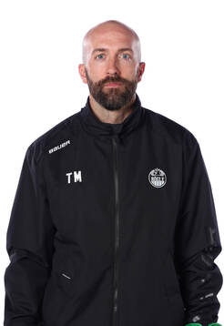 Rögles assisterande tränare Taylor Matson