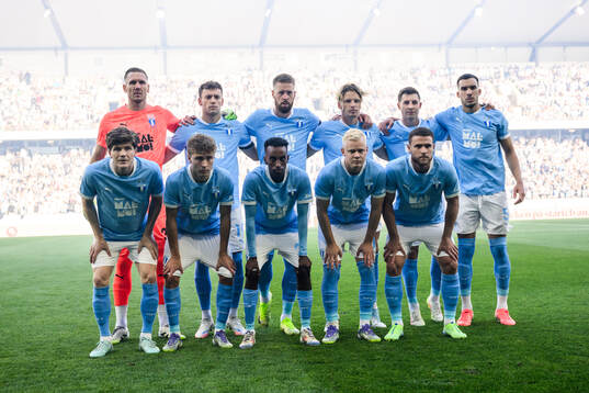 Starting eleven of Malmö FF pose for a team photo