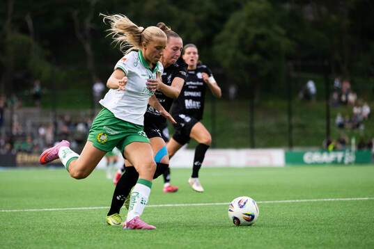Hammarbys Smilla Holmberg och Alingsås Emmy Blomberg