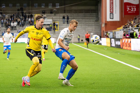 Elfsborgs Taylor Silverholt och Värnamos Johan Rapp