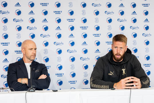 Head coach Henrik Rydström and Pontus Jansson of Malmö FF