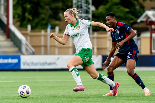Hammarbys Bea Sprung och Rosengårds Halimatu Ayinde