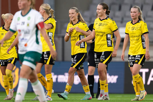 Elfsborgs Mollie Josefsson jublar 1-0