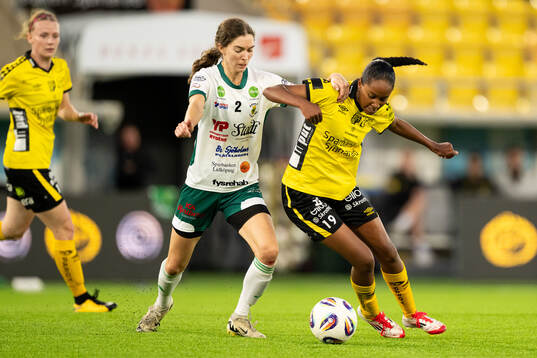 Elfsborgs Stella Johansson och Rådas Matilda Ahlstrand