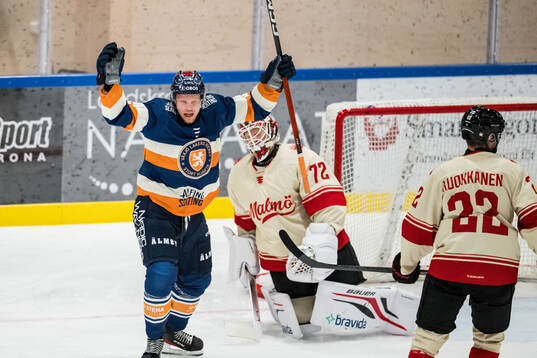 Växjös Ludvig Nilsson jublar