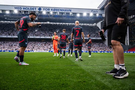 Sead Haksabanovic, goalkeeper Robin Olsen, Hugo Bolin and