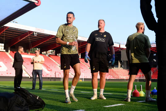 Amor Layouni and Goalkeeper coach Christoffer Källqvist
