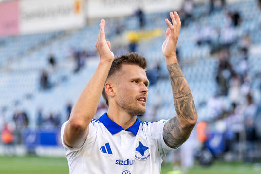 IFK Norrköpings Arnor Traustason jublar