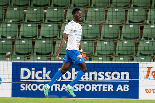 Värnamos Rufai Mohammed jublar