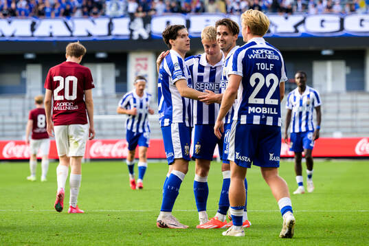 IFK Göteborgs Eman Markovic jublar med lagkamrater