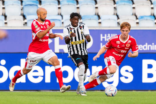 Kalmars Robert Gojani och William Andersson mot Sylvias