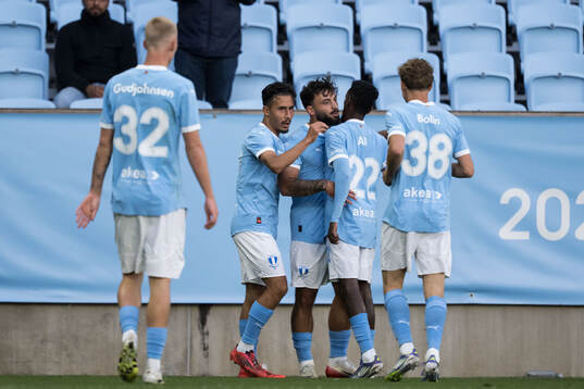 Sead Haksabanovic of Malmö FF celebrates with Adrian