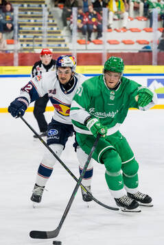 Münchens Brady Ferguson och Rögles Calle Själin