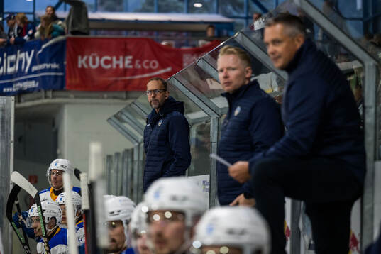 Zugs assisterande tränare Roger Hansson, tränare Michael