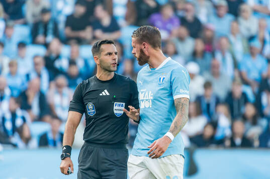 Domare Granit Maqedonci och Malmö FFs Pontus Jansson