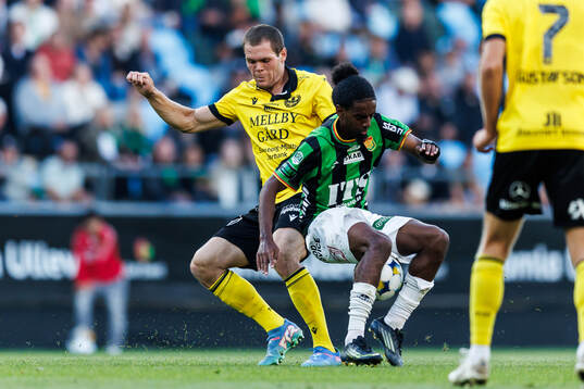 Mjällbys Jacob Bergström och GAIS Harun Ibrahim