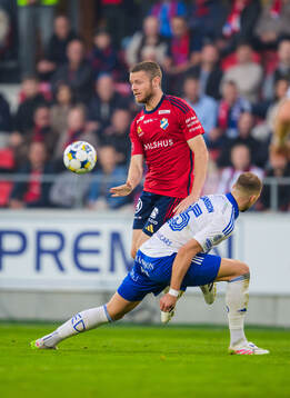 Östers Daniel Ljung och IFK Norrköpings Kevin Höög