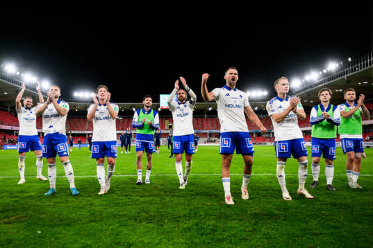 IFK Norrköpings spelare jublar