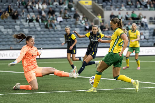 Goalkeeper Daryna Bondarchuk of Metalist 1925 and Vilde