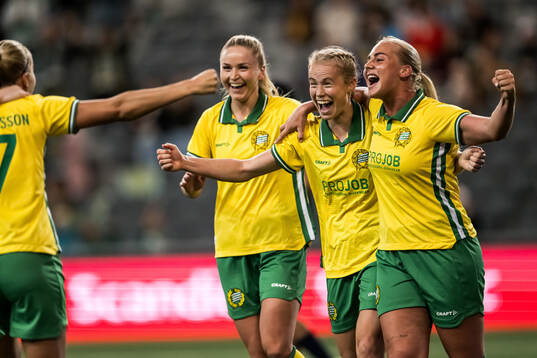 Anna Jøsendal, Julie Blakstad and Cathinka Tandberg