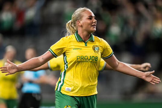 Cathinka Tandberg  of Hammarby celebrates