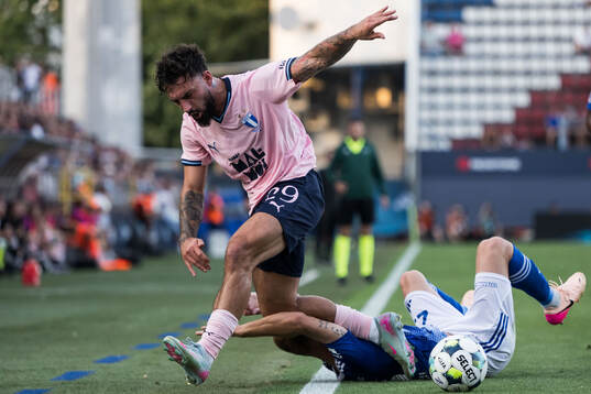 Andres Dumitrescu of SK Sigma Olomouc and Sead Haksabanovic