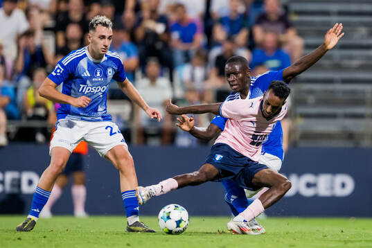 Andres Dumitrescu and Abdoulaye Sylla of SK Sigma Olomouc