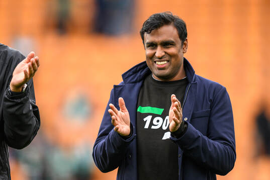 Västerås tränare Kalle Karlsson jublar