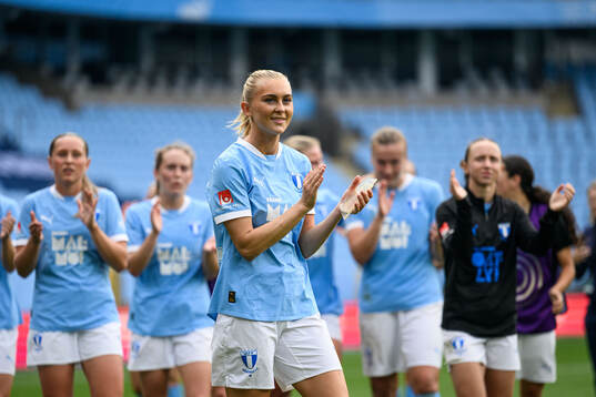 Malmö FFs Beatrice Persson jublar