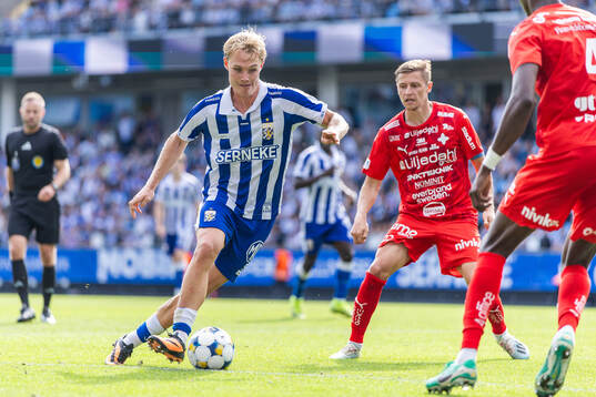 IFK Göteborgs Max Fenger och Värnamos Simon Thern