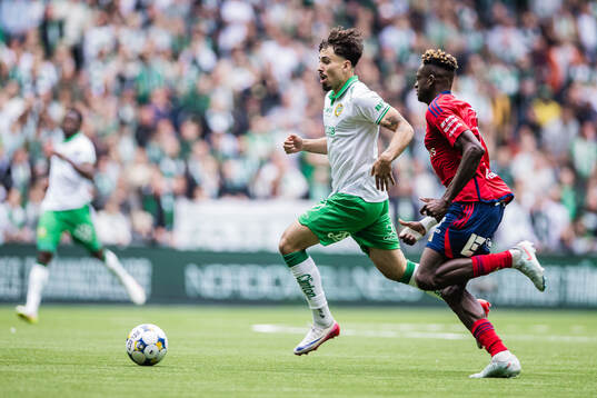 Hammarbys Sebastian Tounekti och Östers Kingsley Gyamfi